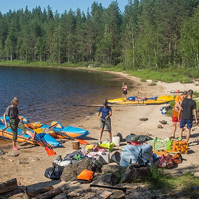 Поход и лагерь на реке Суна