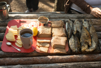 Перекус  после удачной рыбалки
